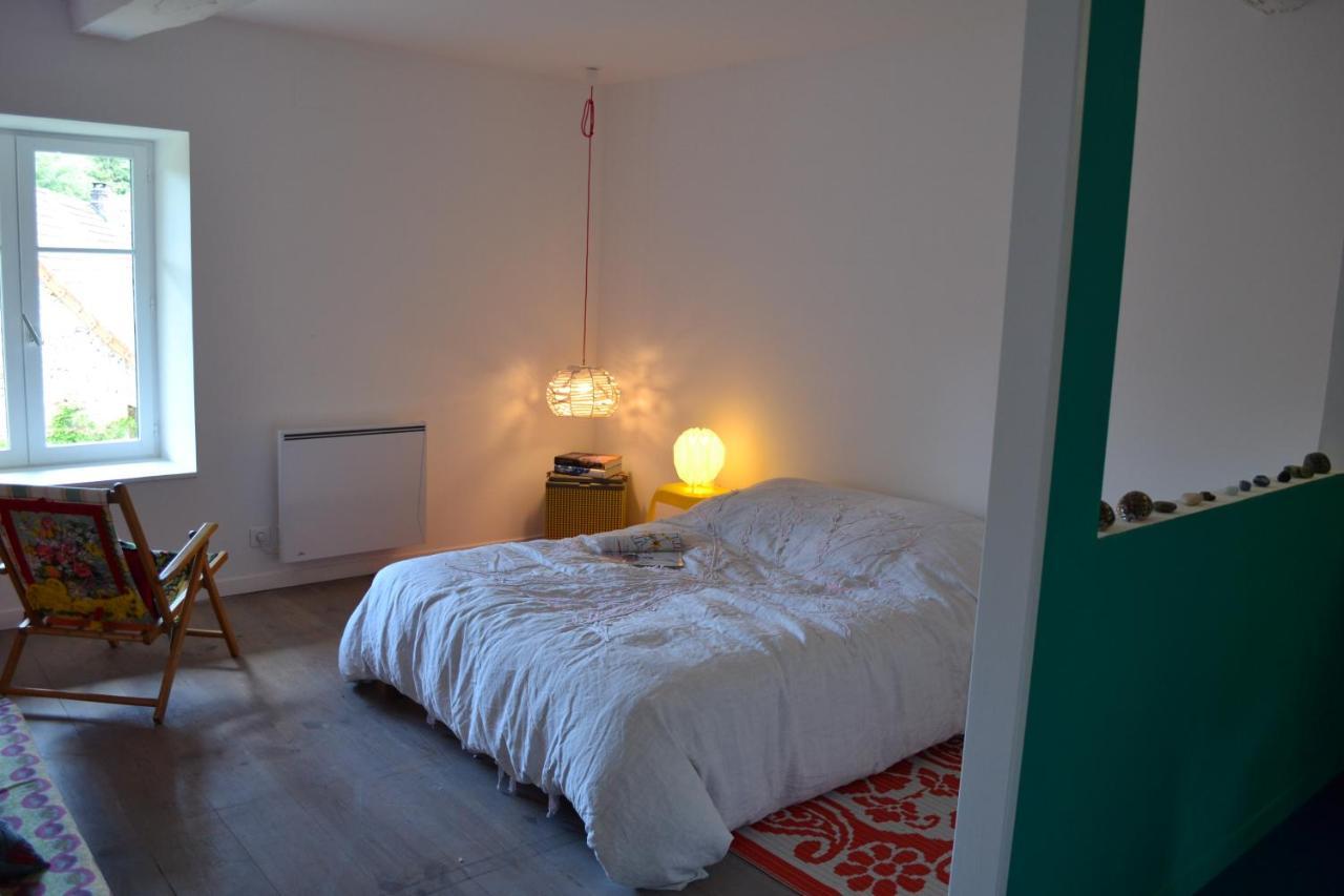 Chambre privative et originale, à 20 mn de Cluny Trivy Exterior foto